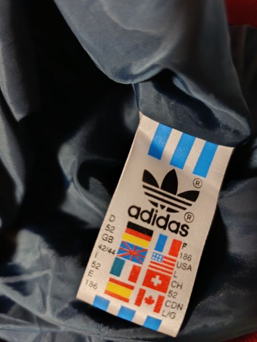 Тънко яке Adidas