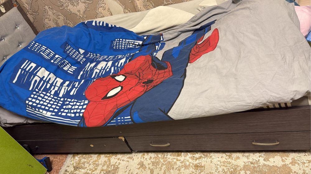 Продам две односпальные кровати