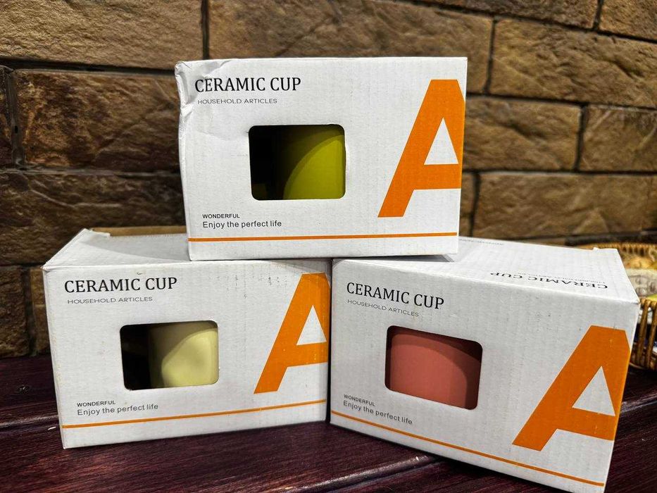 Двуцветные кружки новые 2+1