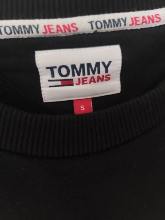 Vând bluza originala  Tommy Hilfiger Jeans