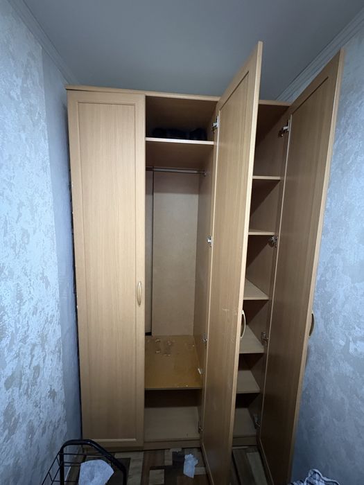 Шкаф для прихожей
