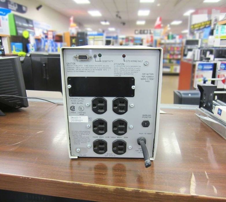 Источник бесперебойного питания APC 1000w