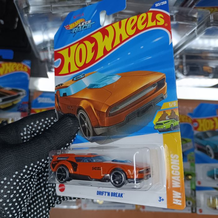 Продам машинки Hot Wheels Main