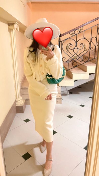 Продам двойку костюм