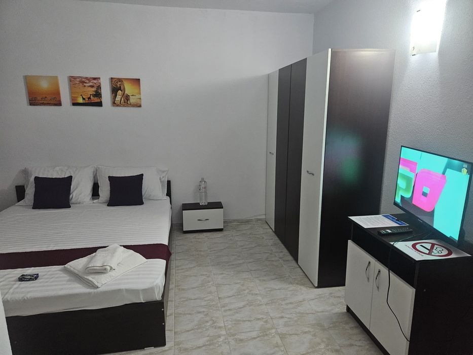 Camere de inchiriat Costinesti-Pensiune aproape de plaja