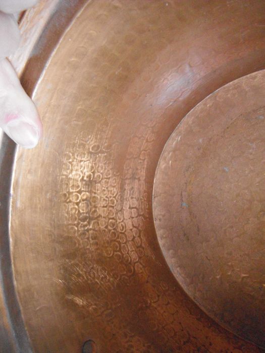 Голямо медно котле и чайник от мед с дървена дръжка