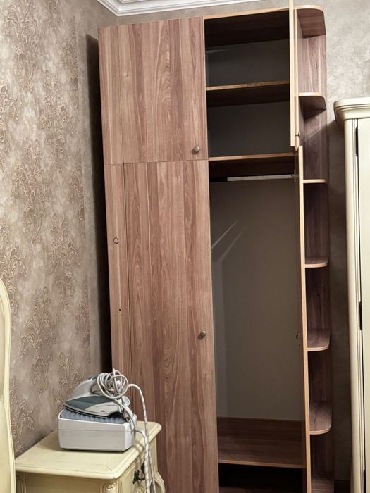 Шкаф плательный