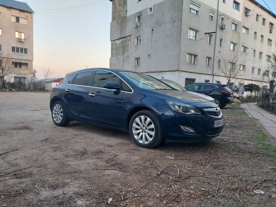 Opel Astra J 1.4 benzina