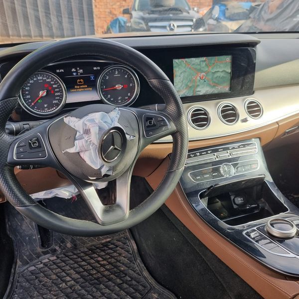 Mercedes E 220 W213 4 matic комби 2018г. на части 
! ! ! За ин