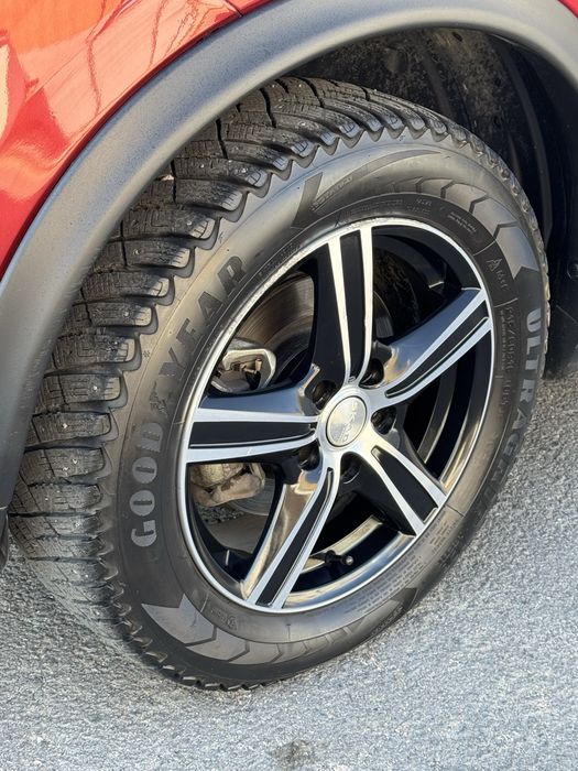Продам Ниссан Жук 2014 год Автомат
