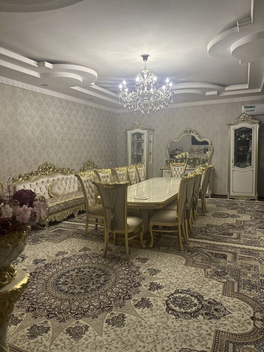 Дом продается в центре города Нукус