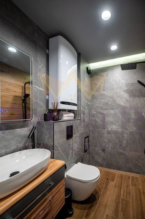 Дава се под наем Двустаен апартамент в Варна, Бриз - 70 кв.м за 918 € - Снимка #8