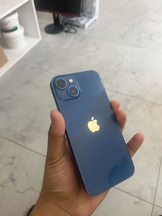 Продам Iphone 13 в отличном состояний