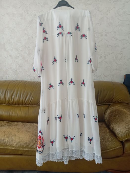 Әдемі көйлек | 54 размер | жақсы күйде