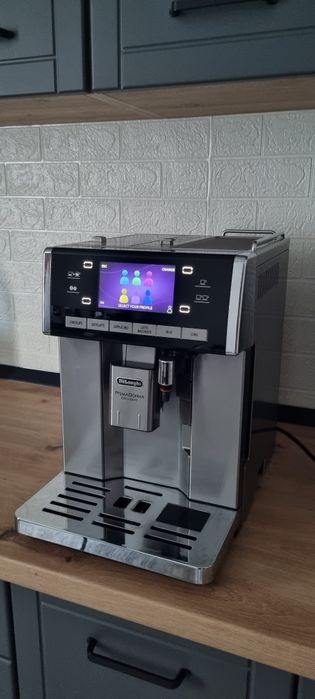 Espressor Delonghi PrimaDonna Exclusive