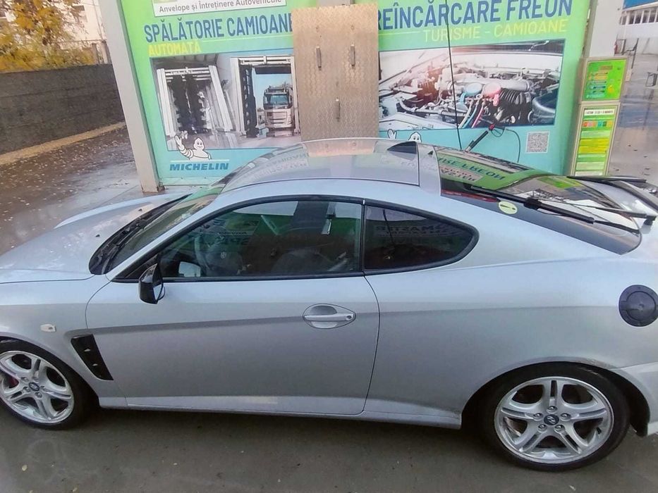 Vând sau schimb Hyundai Coupe 2005 facelift