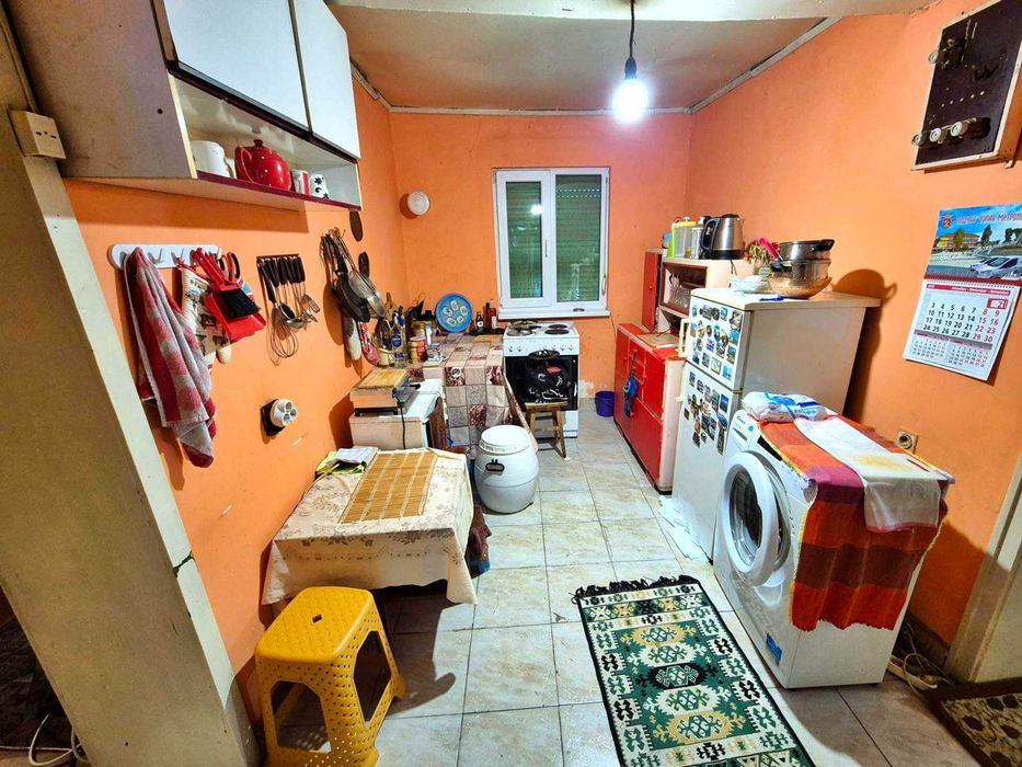 Продава се Къща в с. Брегаре, Област Плевен - 100 кв.м за 77 €/кв.м - Снимка #8