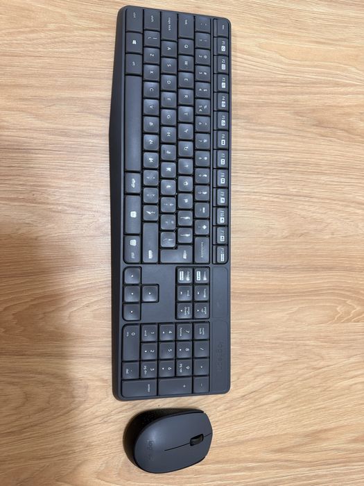 Vand tastatura si mouse Logitech K235