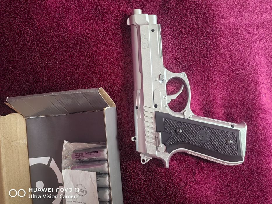 pistol cu aer comprimat