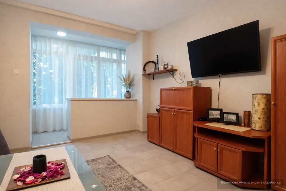 Дава се под наем Двустаен апартамент в Пловдив, Център - 60 кв.м за 428.91 € - Снимка #1