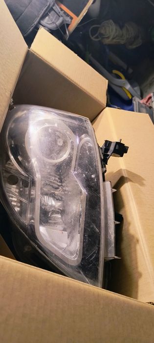 Фарове за рено колеос 2008-2011 Renault koleos