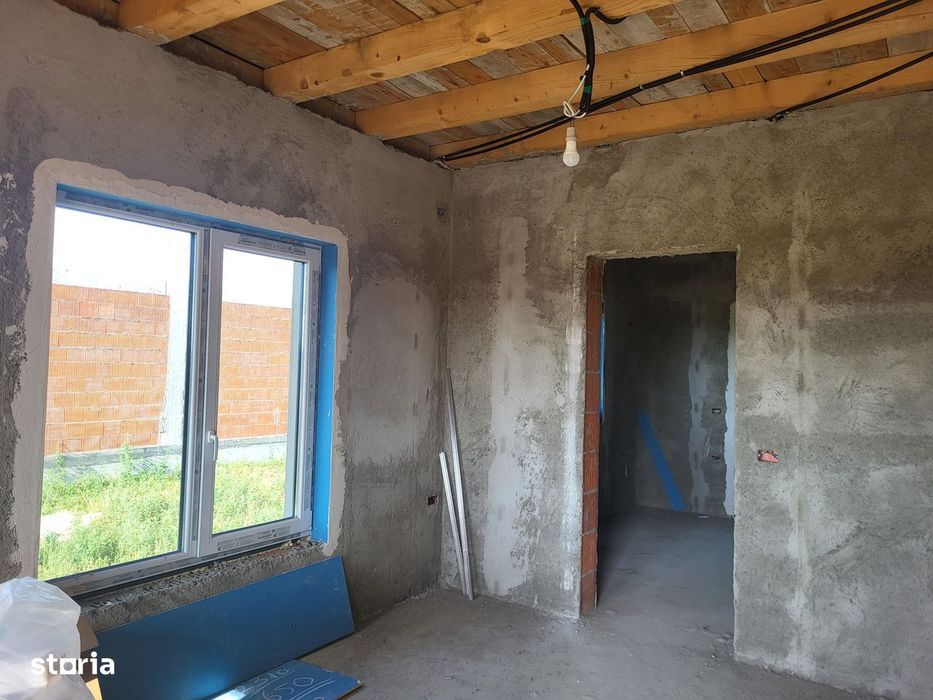 Casa noua semifinisata de vanzare in Sântandrei, strada Cloșca