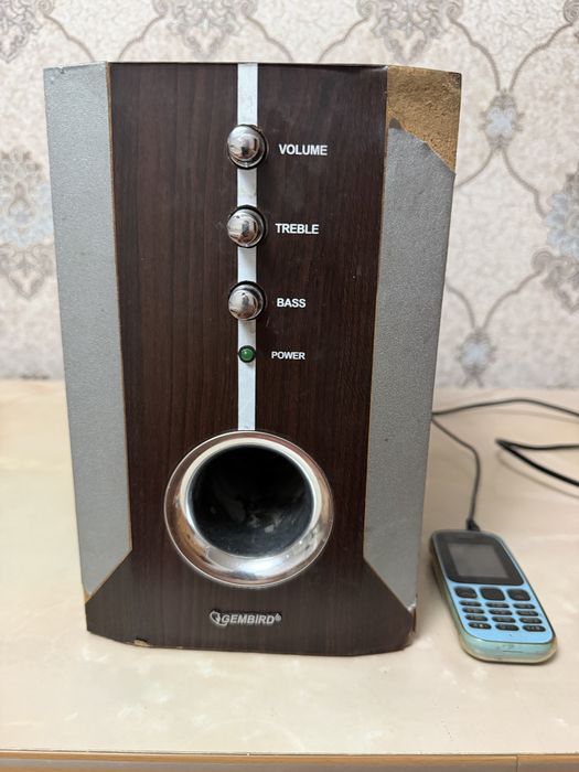 Сабвуфер 2.1 аукс 3.5
