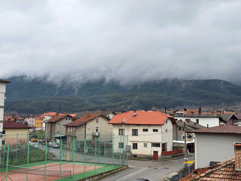 Двустаен апартамент под наем в комплекс Еделвайс