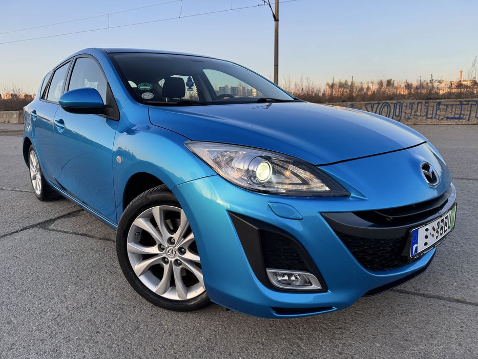 Mazda 3 Benzina * Cutie Automata * Euro 5 * Bixenon * Keyless Go Entry