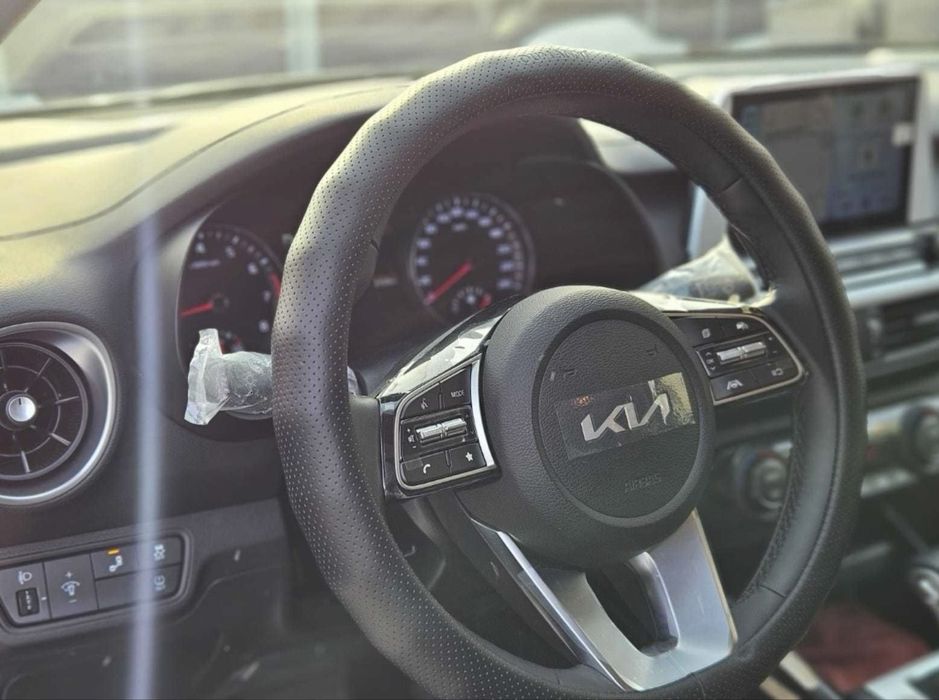 Kia cerato 2025 года