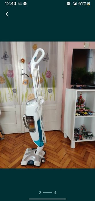 Aspirator vertical Rowenta clean&steam