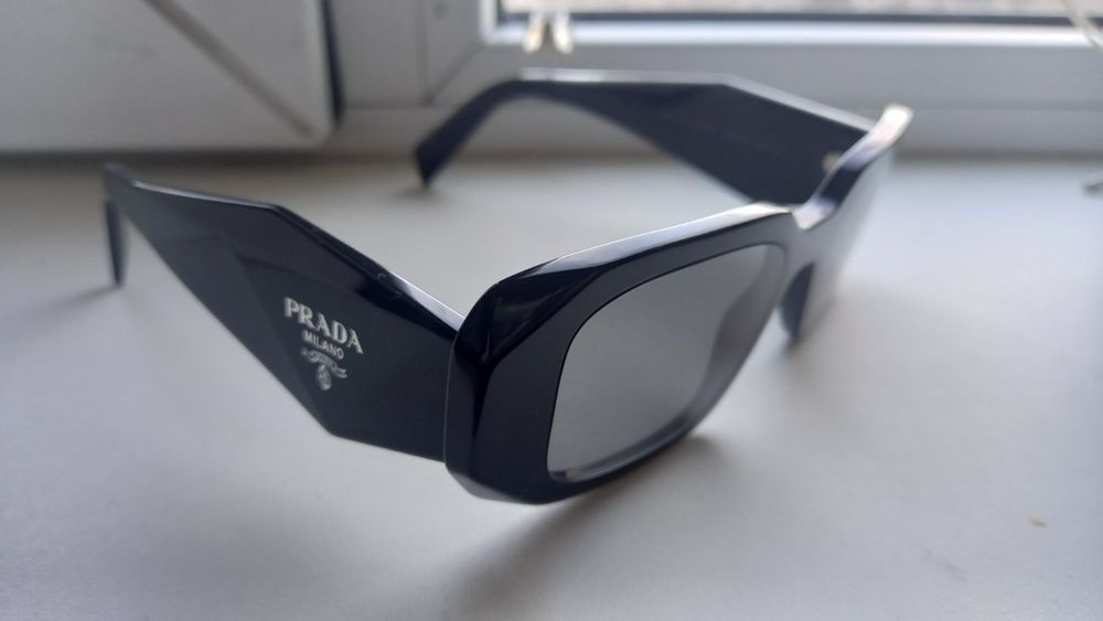 Нови очила Prada