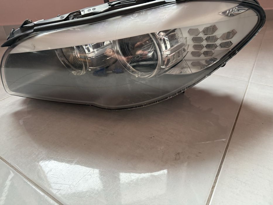 BMW F10 фар ляв bi-xenon завиващ оригинален