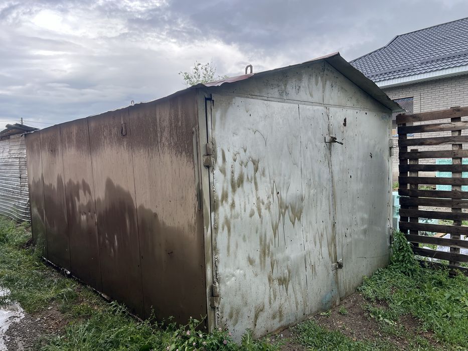 Продам металический гараж