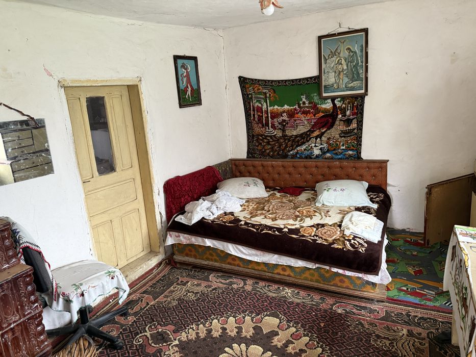 Casa de vanzare teren 1279m