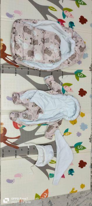 Продам конверт для выписки.