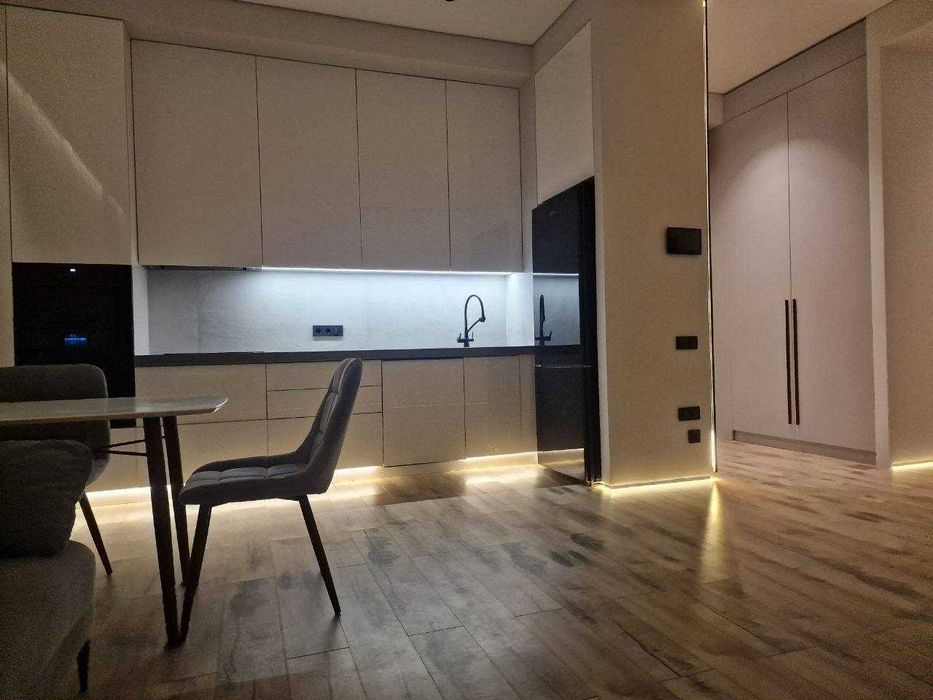 Новая квартира в аренду НОВОСТРОЙКА 3/5/10
MIRABAD AVENUE