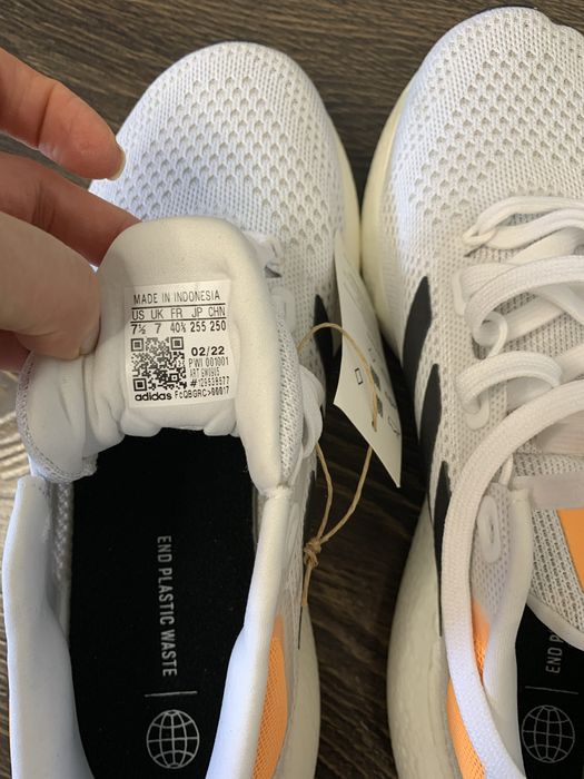 Кроссовки Adidas