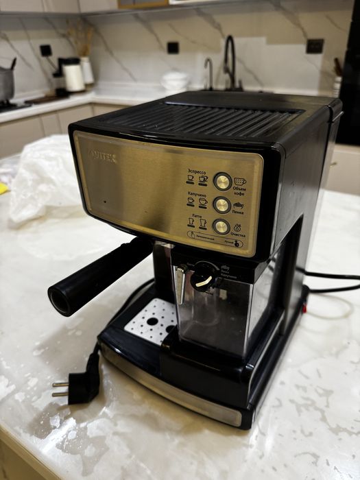 Продается кофемашина Vitek