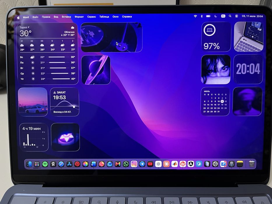 Apple MacBook Neo 13 2026/8Gb/SSD256Gb