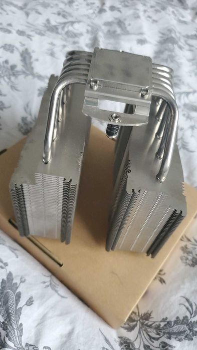 Vând Cooler NH-D15 SE-AM4 (Editie AM4/AM5)