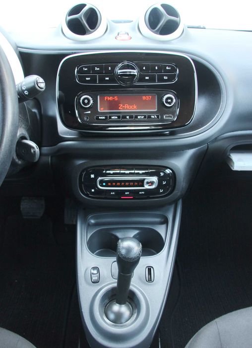 Smart ForFour  EQ LED  нов внос Германия