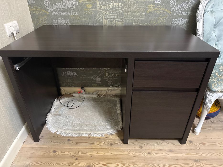 Стол компьютерный Ikea