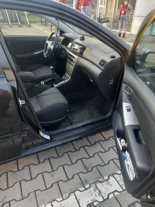 Toyota Corolla recent înmatriculată