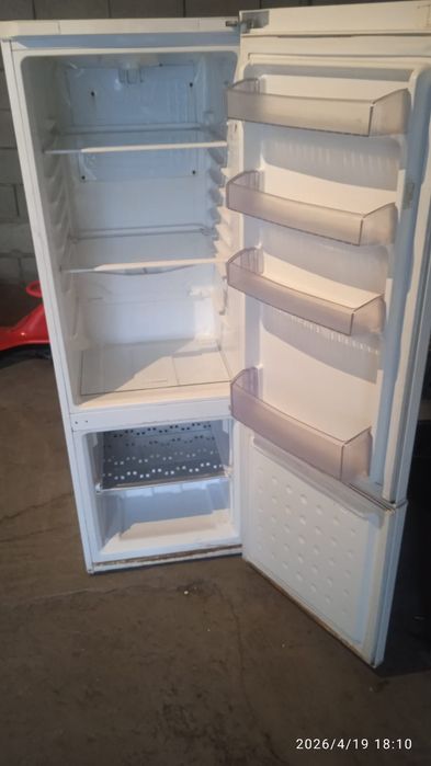 Срочно продам холодильник в рабочем состоянии