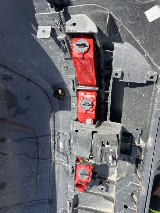 Стоп в броня Audi Q3