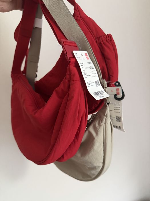 Бананка Uniqlo красная