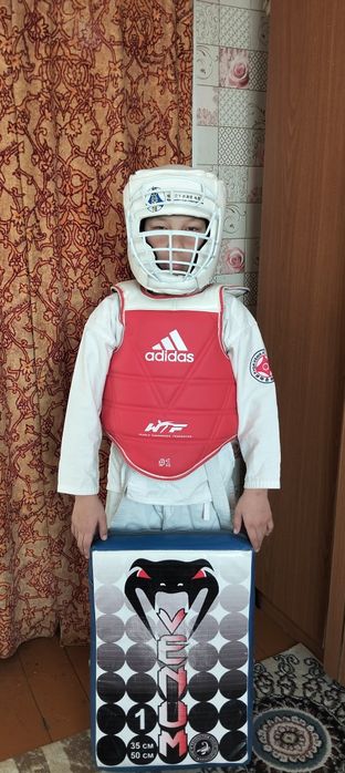 Продам спортивную форму