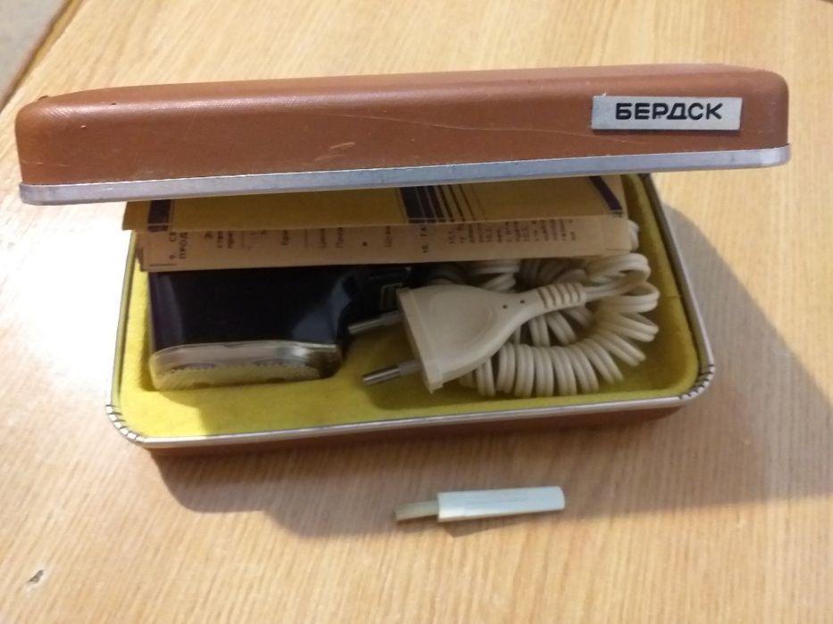 Aparat de barbierit rusesc Berdsk 10