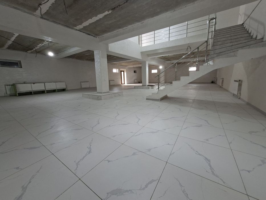 Urganch Shahar Markazida Arenda 260kv